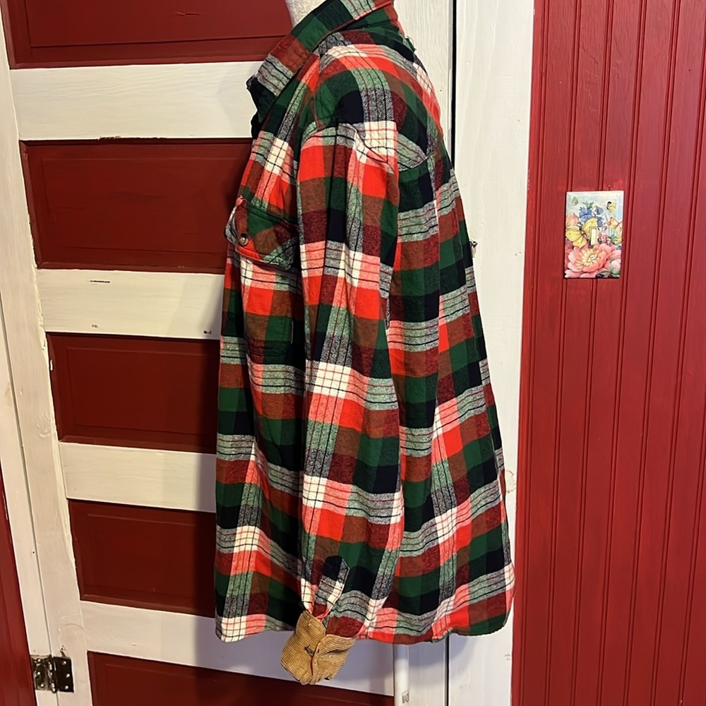 Legendary Whitetails Men's Buck Camp Flannel Long Sleeve Plaid Corduroy Cuffs XL - Picture 4 of 10